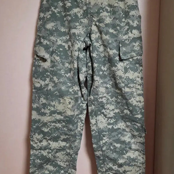 [BUNJANG] Digital Pixel Camo Military Cargo Pants / 디지털 픽셀 카모 밀리터리 카고 바지