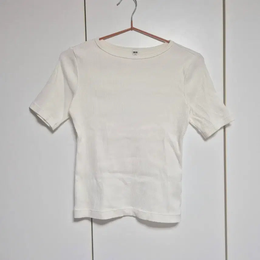 [BUNJANG] Uniqlo Boat Neck Ribbed Short Sleeve T-Shirt Off-White / 유니클로 보트넥 골지 반팔 티 오프화이트 만원샵
