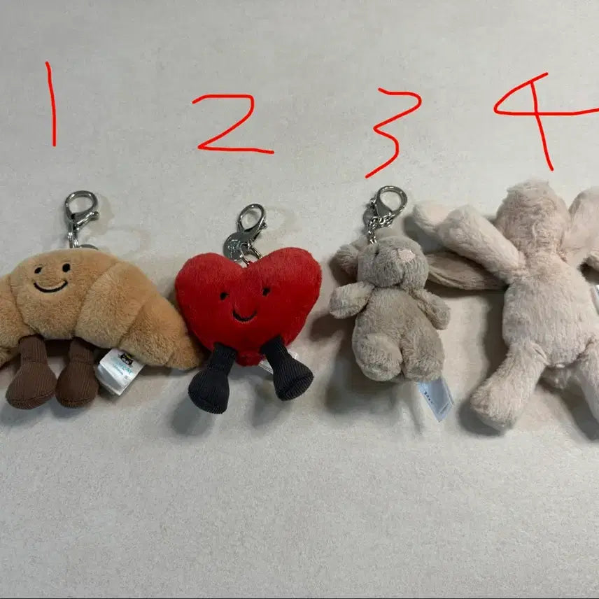 [BUNJANG] Jellycat Amuseable Bag Charm (Croissant, Heart, Bunny, Smudge Rabbit) / 젤리캣 키링 여러가지 싸게 팔아요 (직접 구매 정품)