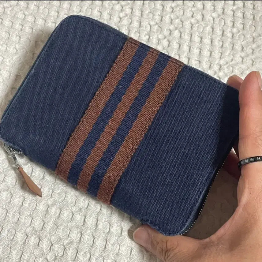 [BUNJANG] Hermès Genuine Navy Bi-fold Wallet / 에르메스 정품 지갑