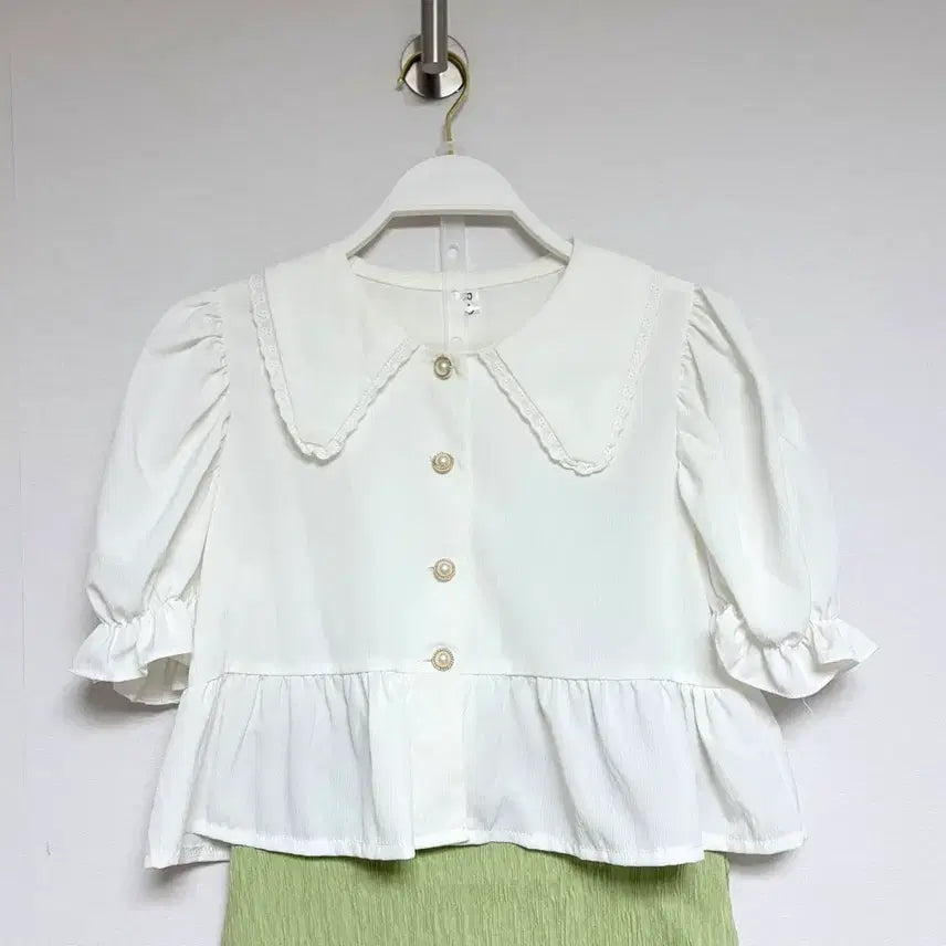 [BUNJANG] White Lace Collar Crop Puff Blouse / 레이스카라 크롭 퍼프 블라우스