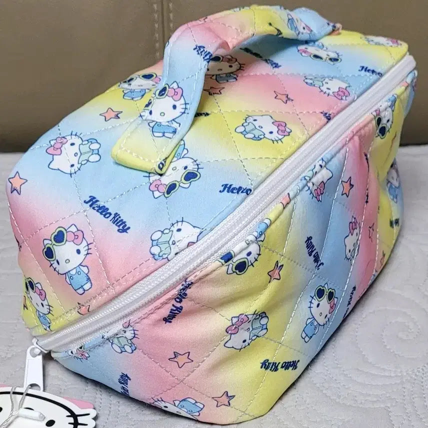 [BUNJANG] Hello Kitty Rainbow Quilting Pouch Bag / 헬로키티 레인보우 퀼팅 파우치 가방