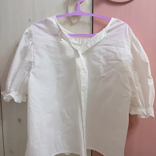 [BUNJANG] White Puff Sleeve Ribbon Short Sleeve Blouse / 미사용 에겐녀 일녀 화이트 퍼프소매 리본 반팔 블라우스 판매