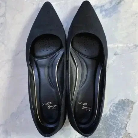 [BUNJANG] Soda Satin Black Pumps / Soda 소다구두 여성구두 새틴 블랙펌프스