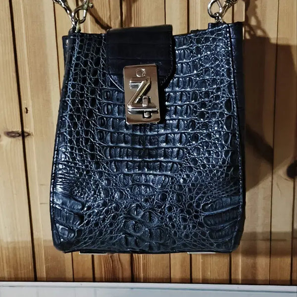 [BUNJANG] Jalmoi Navy Crocodile Pattern Crossbody Bucket Bag / 잘모이 네이비 악어 패턴 크로스백 버킷백