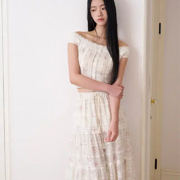 [BUNJANG] La Belle Blanche Clara Rose Fabric Two-Piece Set / [M]라벨르블랑 클라라 로즈 패브릭 탑 & 스커트 투피스 세트