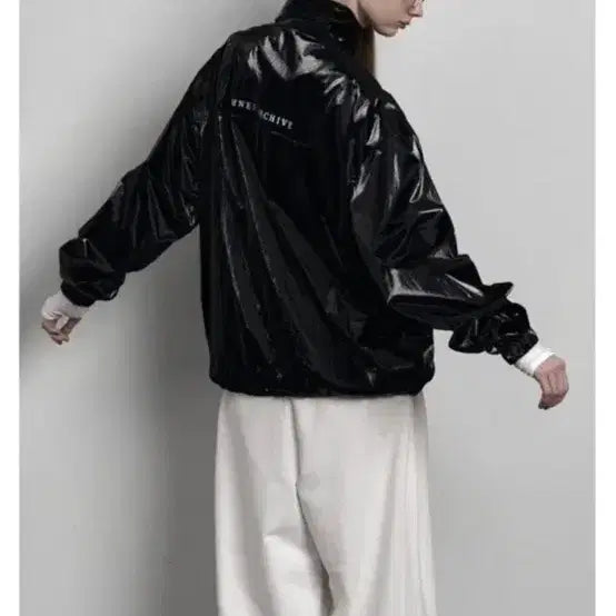 [BUNJANG] MneM Archive Coating Nylon Jumper Jacket Windbreaker Black / 므넴 아카이브 코팅 나일론 점퍼 자켓 바람막이 블랙