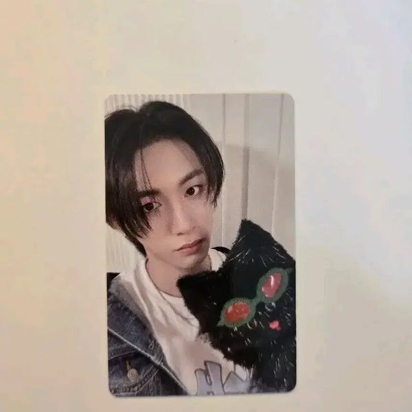[BUNJANG] How? Comeback Live Sticker Version Weverse Photocard / (동영상확인/하자) 태산 how? 컴백라이브스티커버전 위버스포카