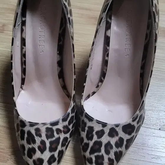[BUNJANG] CAC/OTREE Leopard Print Pumps Heel / CAC/OTREE 호피 무늬 펌프스 힐