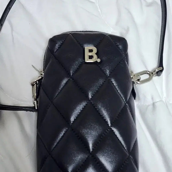 [BUNJANG] Balenciaga Quilted Leather Phone Holder Crossbody Bag Black / 발렌시아가 퀼팅 레더폰 홀더 크로스백 블랙