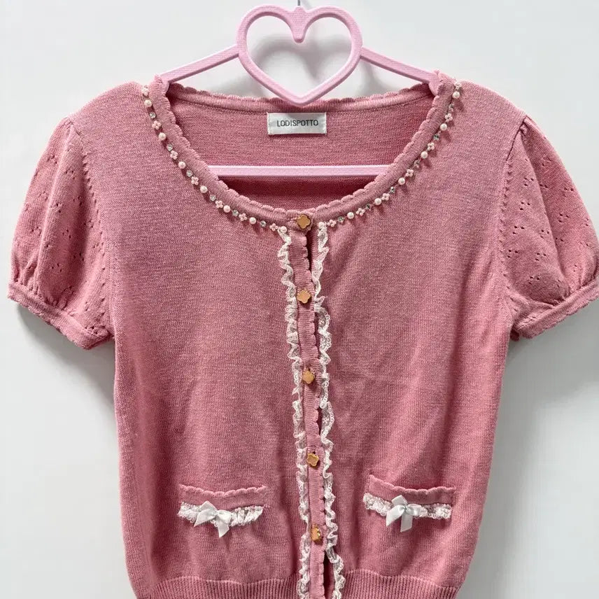 [BUNJANG] LODISPOTTO Cubic Ribbon Pink Knit Cardigan / LODISPOTTO 큐빅 리본 핑크 가디건 니트 가디건 일브 하치룩