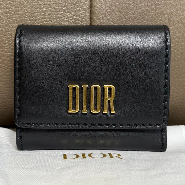 [BUNJANG] Dior Calfskin Defense Compact Trifold Wallet Black / 디올 카프스킨 로고 디펜스 컴팩트 3단 반지갑 블랙