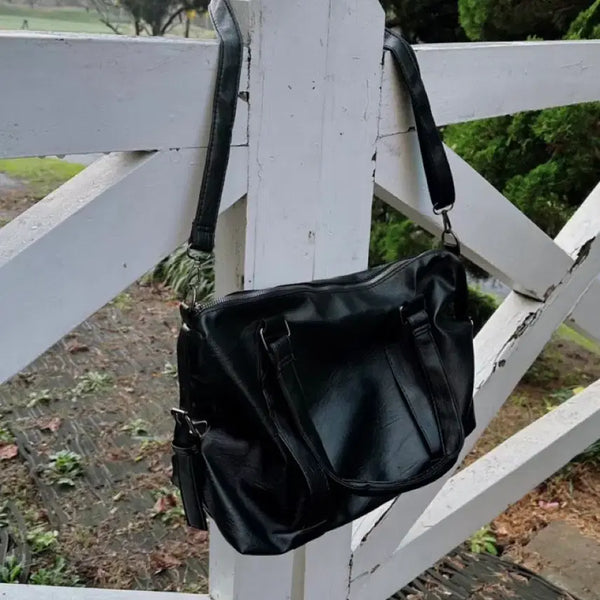 [BUNJANG] Utility Leather Two-Way Messenger Bag / 유틸리티 레더 가죽 투웨이 메신저백