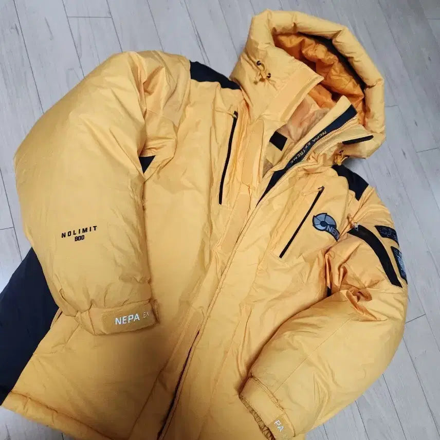 [BUNJANG] NEPA Greenland Himalayan-Class Expedition Parka / 네파 그린란드 히말라야급 대장패딩 판매해요!!