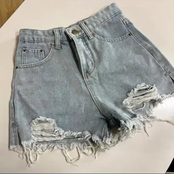 [BUNJANG] Light Blue Denim Shorts - Size S / (새상품) 연청 반바지 숏팬츠 반바지 S