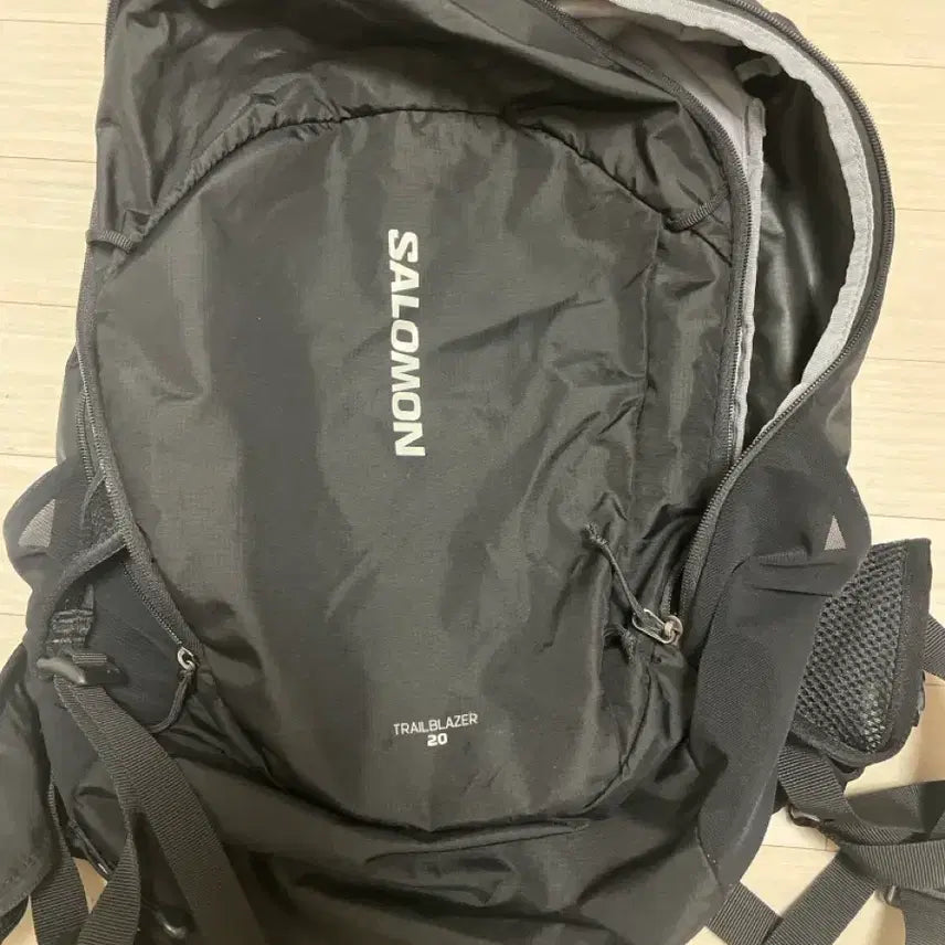 [BUNJANG] Salomon Trailblazer 20 Backpack Black / 살로몬 트레일블레이저 20 백팩 블랙