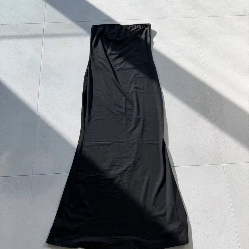 [BUNJANG] Black Maxi Off-Shoulder Dress - Size L / 블랙 맥시  오프숄더  원피스 L 인어라인