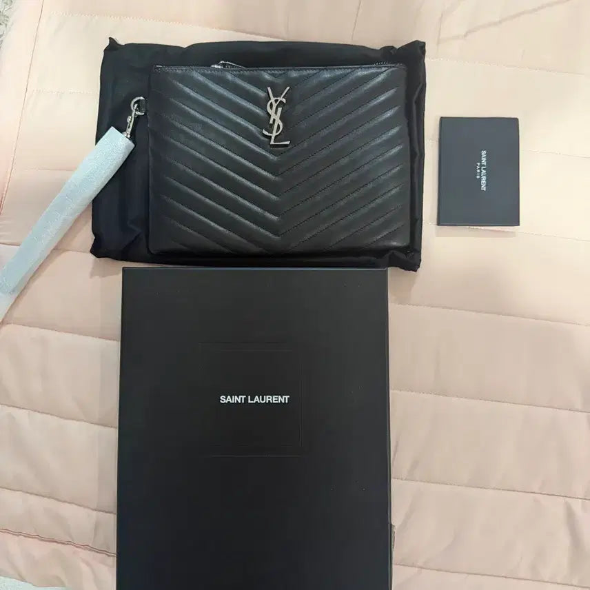 [BUNJANG] Saint Laurent Matelassé Black Clutch Full Box / 생로랑 마틀라세 블랙 클러치 풀박스