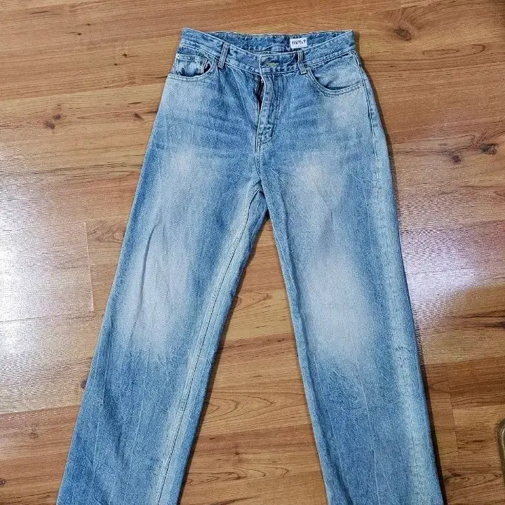 [BUNJANG] Modena Turn Me On MOD7w Washed Denim Jeans / 모드나인 데님 청바지 워싱진