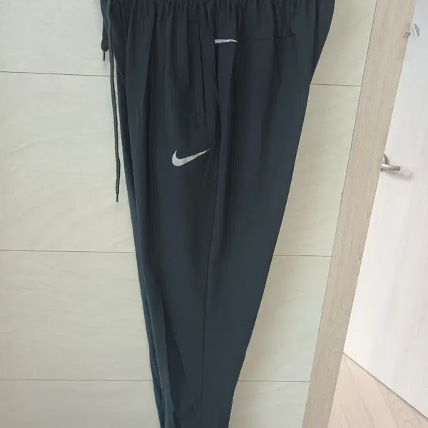 [BUNJANG] Nike Dri-FIT Cooling Training Pants (L, Black, New) / 나이키 드라이핏 냉감팬츠 L 새상품