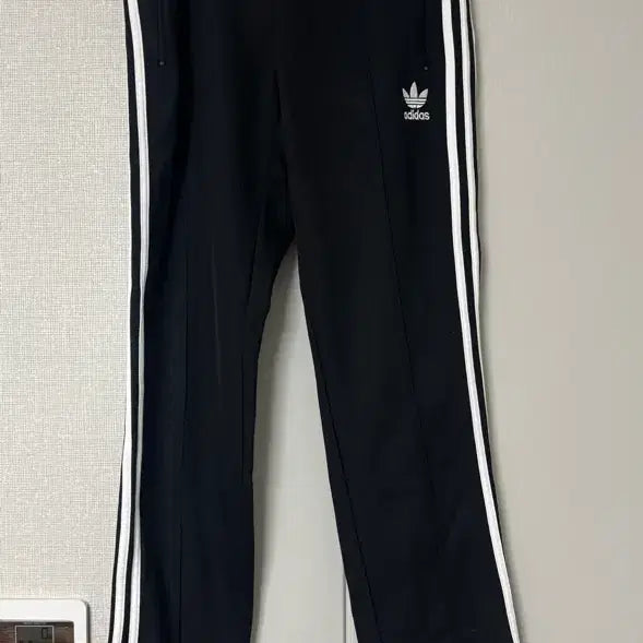 [BUNJANG] Adidas Firebird Track Pants (Size L) / (정품) 아디다스 파이어버드 트랙팬츠 95