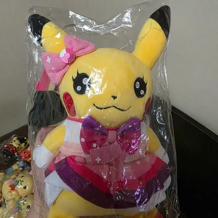 [BUNJANG] Idolchu Pikachu Pokemon Plush / 아이돌츄 피카츄 포켓몬인형  팝니다.