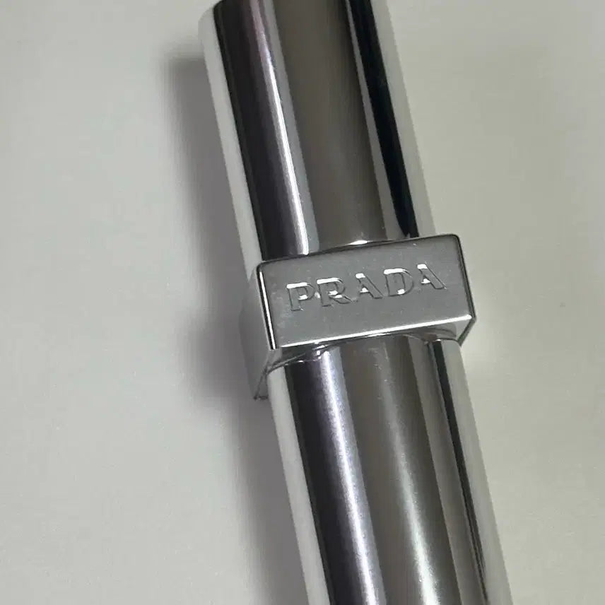[BUNJANG] Prada Balm Lipstick (Guava) / 일주일 가격내림) 프라다 밤 립밤 립스틱 u013 구아바