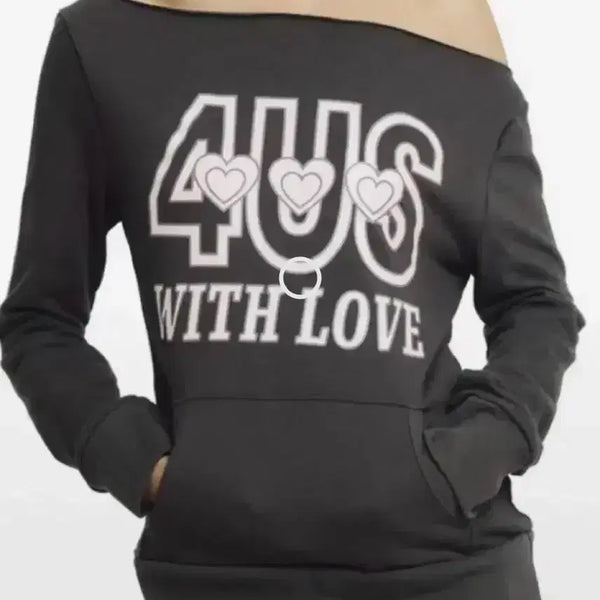 [BUNJANG] 4US Off-Shoulder Sweatshirt Charcoal / 포어링 4US pocket sweatshirts 오프숄더 맨투맨 차콜