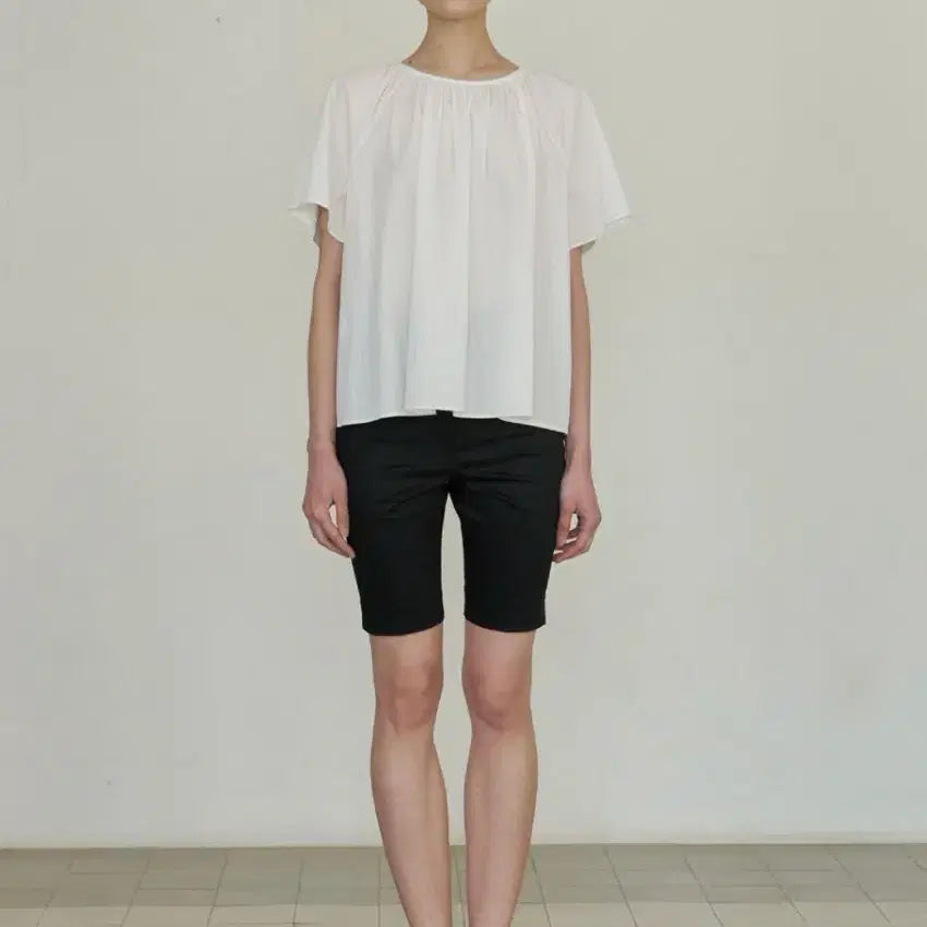 [BUNJANG] Mohe Rustle Blouse (Ivory) / 모헤 Rustle blouse (아이보리)