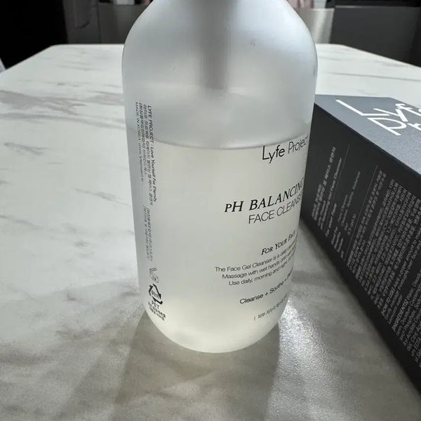 [BUNJANG] Life Project Gentle pH Gel Face Cleanser (300ml, Unscented) / 라이프 프로젝트 약산성 젤 페이스 클렌저 (300ml) 무향