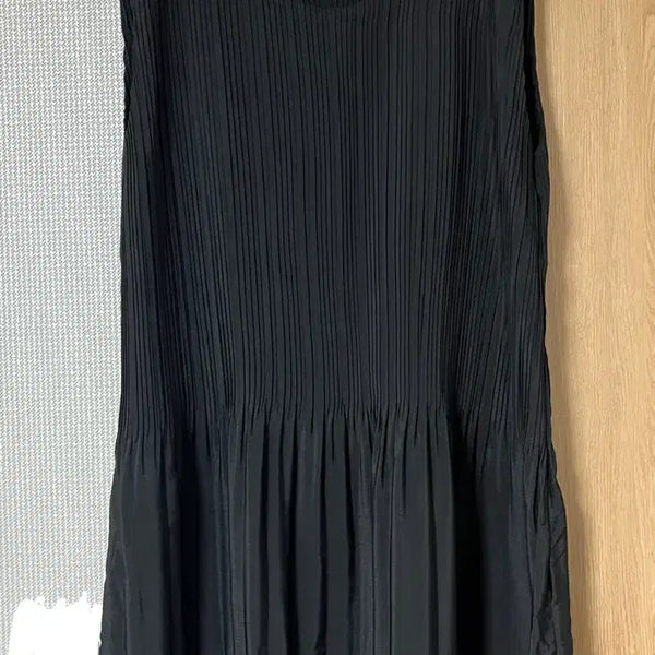 [BUNJANG] TOMOMI Black Lace Pleated Dress / TOMOMI 여성 블랙 레이스 플리츠 원피스