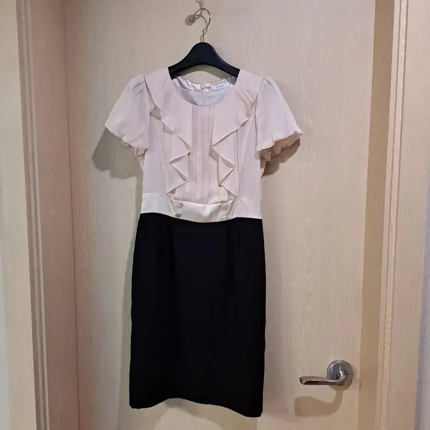 [BUNJANG] Anivee F. Short Sleeve Dress Pink/Black / Anivee f.  반팔 핑크 블랙 원피스