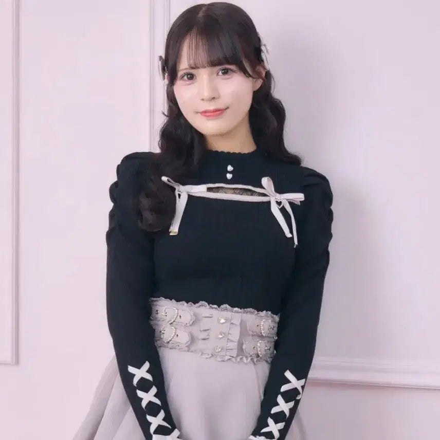 [BUNJANG] Rosita Decollete Colorblock Ribbon Knit / 로지타 데콜테 오픈 배색 리본 니트