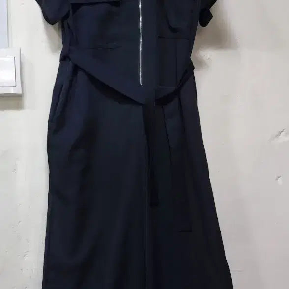 [BUNJANG] LeShop Black Zipper Wide-Leg Jumpsuit / 르샾 블랙 지퍼 반팔 통바지 점프수트