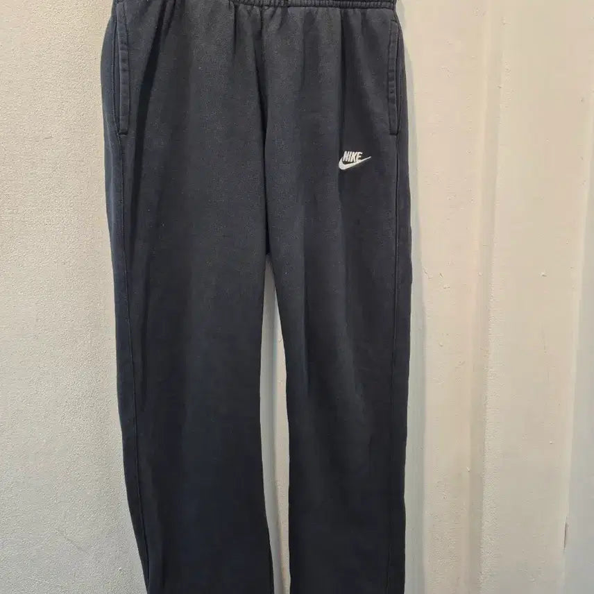 [BUNJANG] Nike Swoosh Training Jogger Pants Black / 나이키 스우시 트레이닝 조거 팬츠 블랙