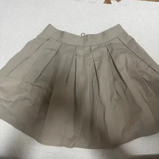 [BUNJANG] Beige Skirt / 베이지색 치마