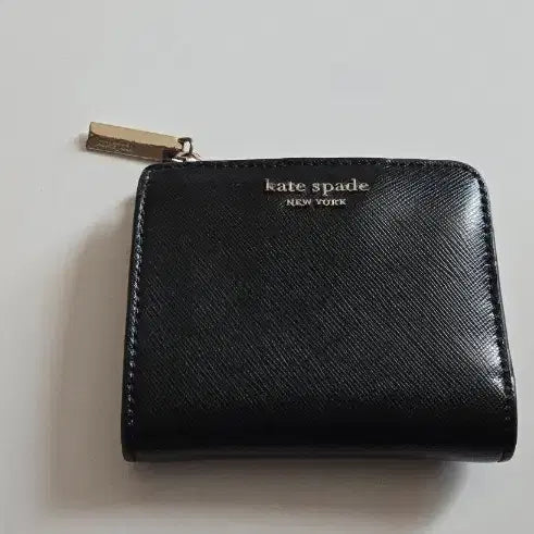 [BUNJANG] Kate Spade Wallet / 케이트스페이드 지갑 판매. 택포.