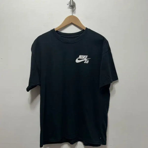 [BUNJANG] Nike SB Black T-Shirt - Size L / 나이키 SB 블랙 반팔 티셔츠 L