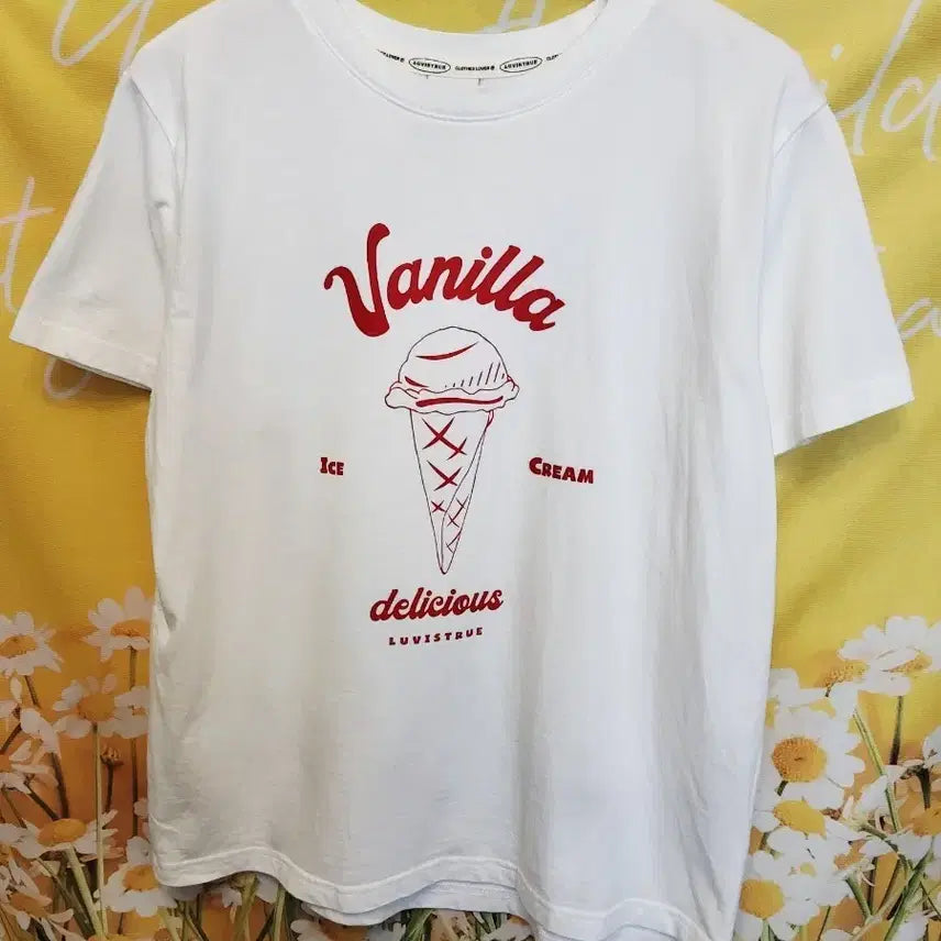 [BUNJANG] LUVISTRUE Vanilla Ice Cream Short Sleeve T-Shirt / F]      LUVISTRUE 바닐라 아이스크림 반팔 면티