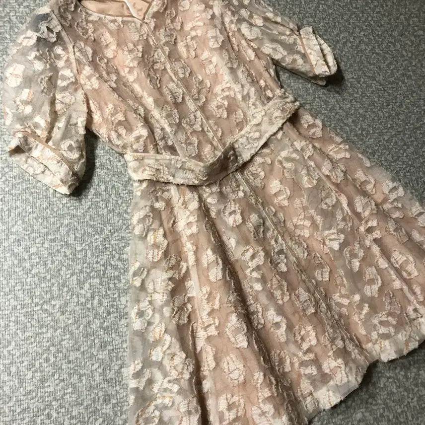 [BUNJANG] The I's J Organza See-through Satin Balloon Dress / 더아이잗 오간자 시스루 원피스 새틴 벌룬 돌잔치 백일잔치 웨딩촬영