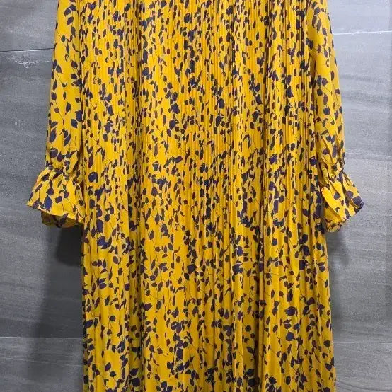 [BUNJANG] BROS Pleated Floral Dress - Free Size / BROS ,  화사한 플리츠 원피스 F