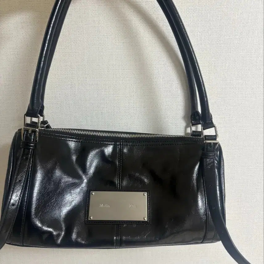 [BUNJANG] Matinkim Black Buckle Strap Shoulder Bag / 마뗑킴 블랙 숄더백 가방 BUCKLE STRAP SHOULDER