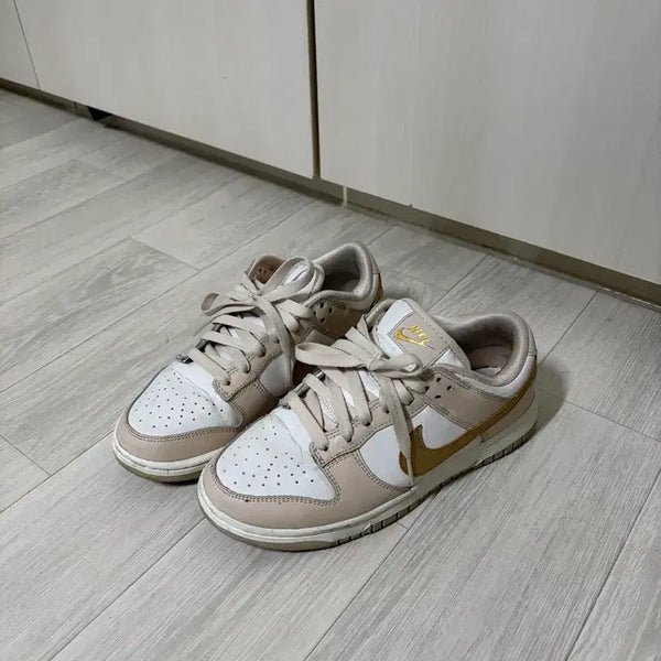 [BUNJANG] Nike Dunk Low Sanddrift DX5930 001 Women's Shoes / 235 나이키 덩크 로우 샌드드리프트 DX5930 001