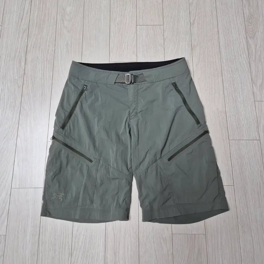 [BUNJANG] Arc'teryx Nelson Functional Men's Shorts (Size 30-31) / 아크테릭스 기능성 남성 반바지 넬슨정품 30