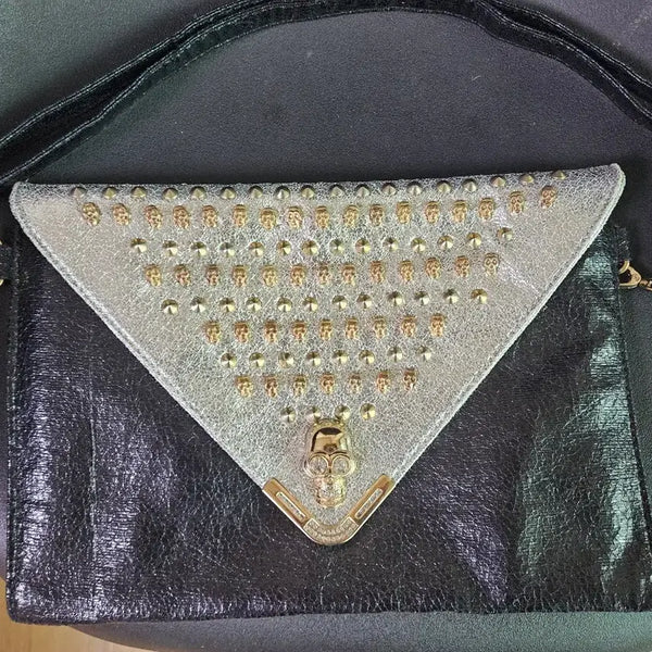 [BUNJANG] Unique Gold Skull Studded Metallic 3-Way Crossbody Bag / Clutch / [유니크] 골드 스컬 스터드 메탈릭 3WAY 크로스백 / 클러치백