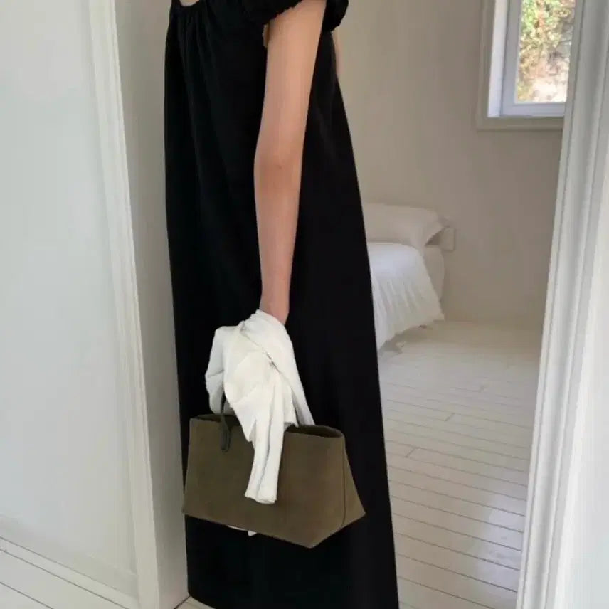 [BUNJANG] Abellon Shirring Long Flare Spring Dress / 피버 아벨롱원피스 봄원피스 여성 셔링 롱 플레어 간절기원피스