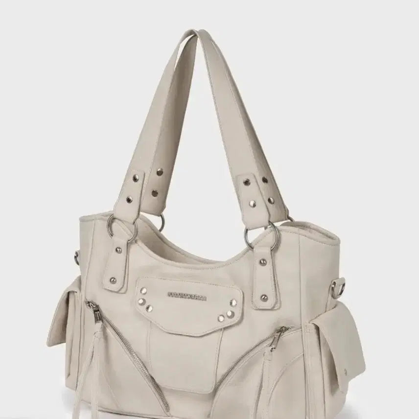 [BUNJANG] Lee Gawma Caras Studded Leather Shoulder Bag Ivory / (새상품)이우가마카라스 스터드 레더 숄더백 아이보리