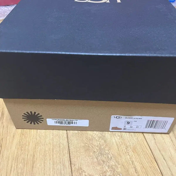 [BUNJANG] UGG Classic Ultra Mini Boots US 9 / [새상품]UGG 어그 클래식 울트라 미니 부츠 US9 270mm
