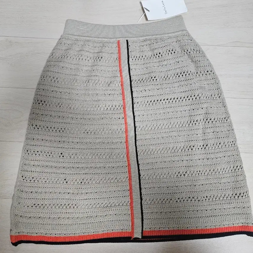 [BUNJANG] Della Lana Knit A-Line Skirt Size S / Della Lana 니트 스커트 A라인 S사이즈 새상품