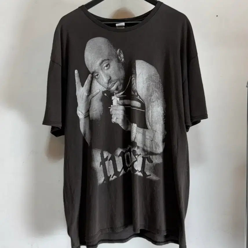 [BUNJANG] 2XL 00s Tupac Hard Fading Vintage Rap T-Shirt / [2XL] 00s 빈티지 투팍 티셔츠 빈티지 랩티 밴드티 하드페이딩